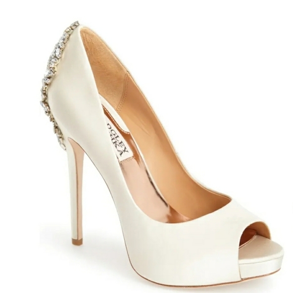 Badgley Mischka Shoes - Badgley Mischka Kiara Crystal Back Pump SZ 8.5